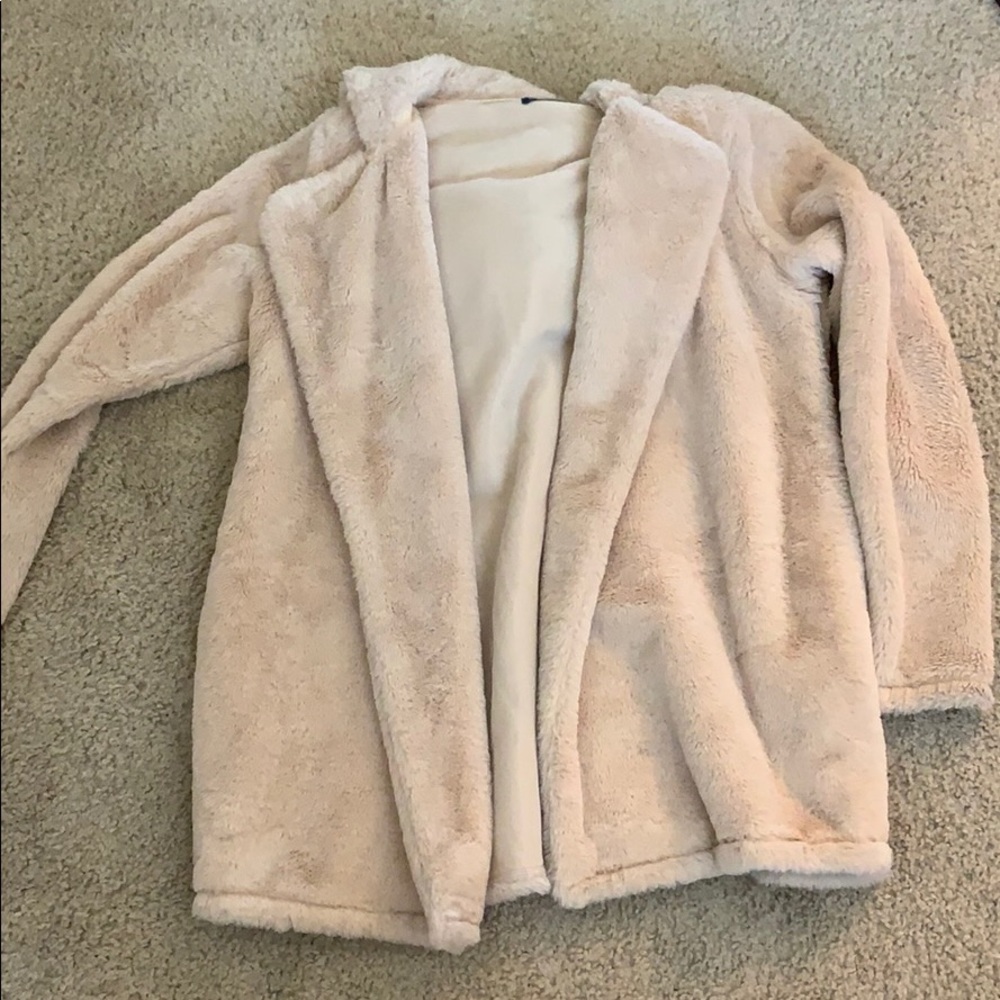 fur coat